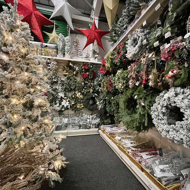 Christmas Wreaths and Garlands