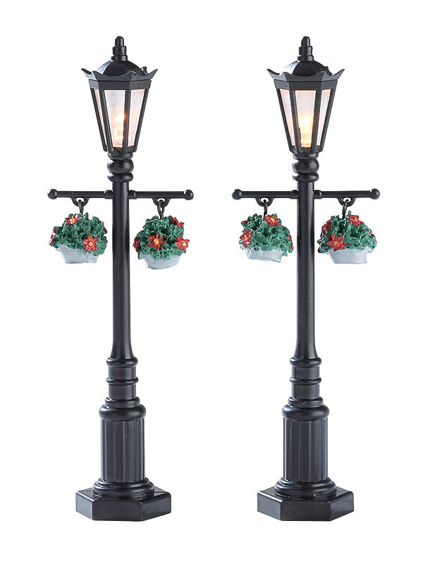 Old English Lamp Post, Set of 2, B/O (4.5V)
