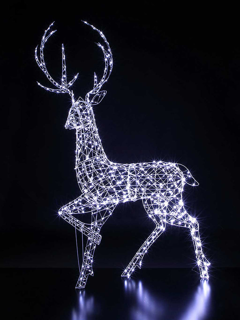 1.9m White Flexi Wire Frame Stag With 750 LEDs