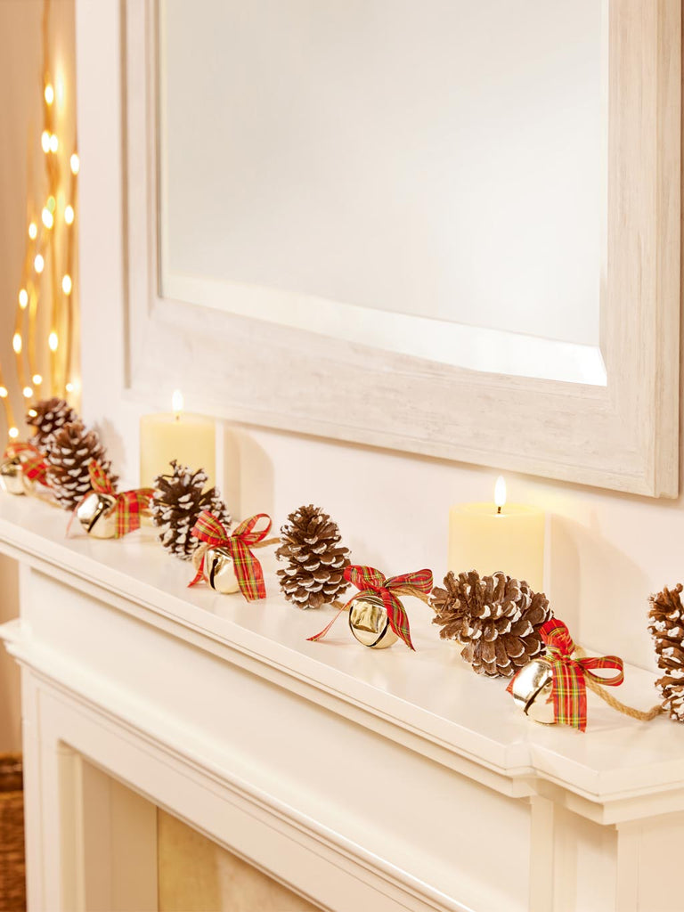 1.8M Pine Cones with Ribbon & Champagne Gold Bells Garland