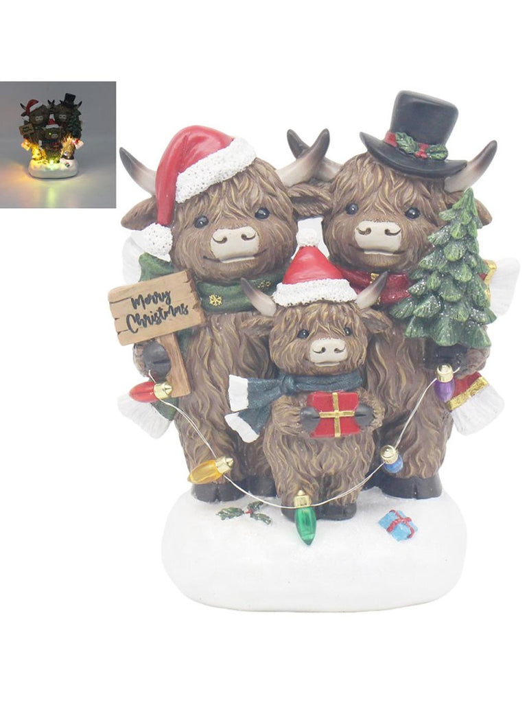 Highland Cow Family with LED String Light