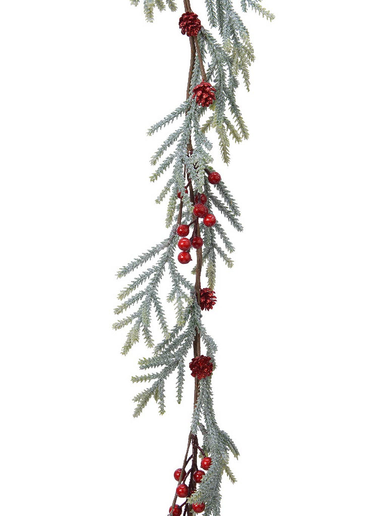 1m Pine Garland with Berries And Pinecones